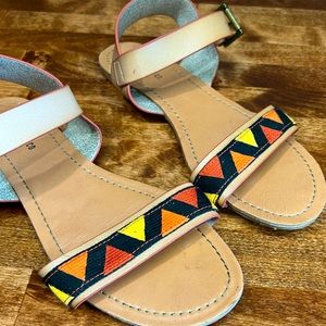 Women’s size 9 boho pattern sandals
